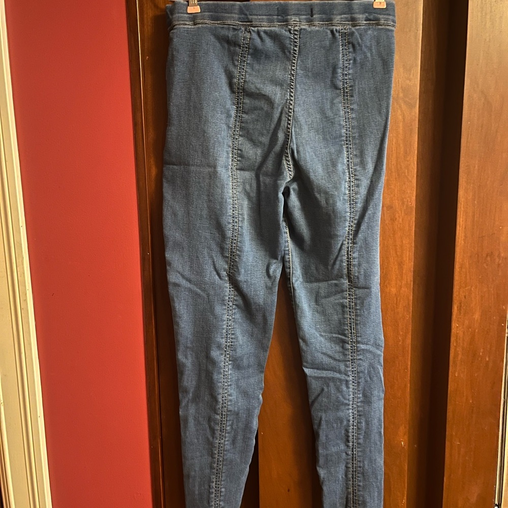 Free people size 28 pull up skinny jeans ankle